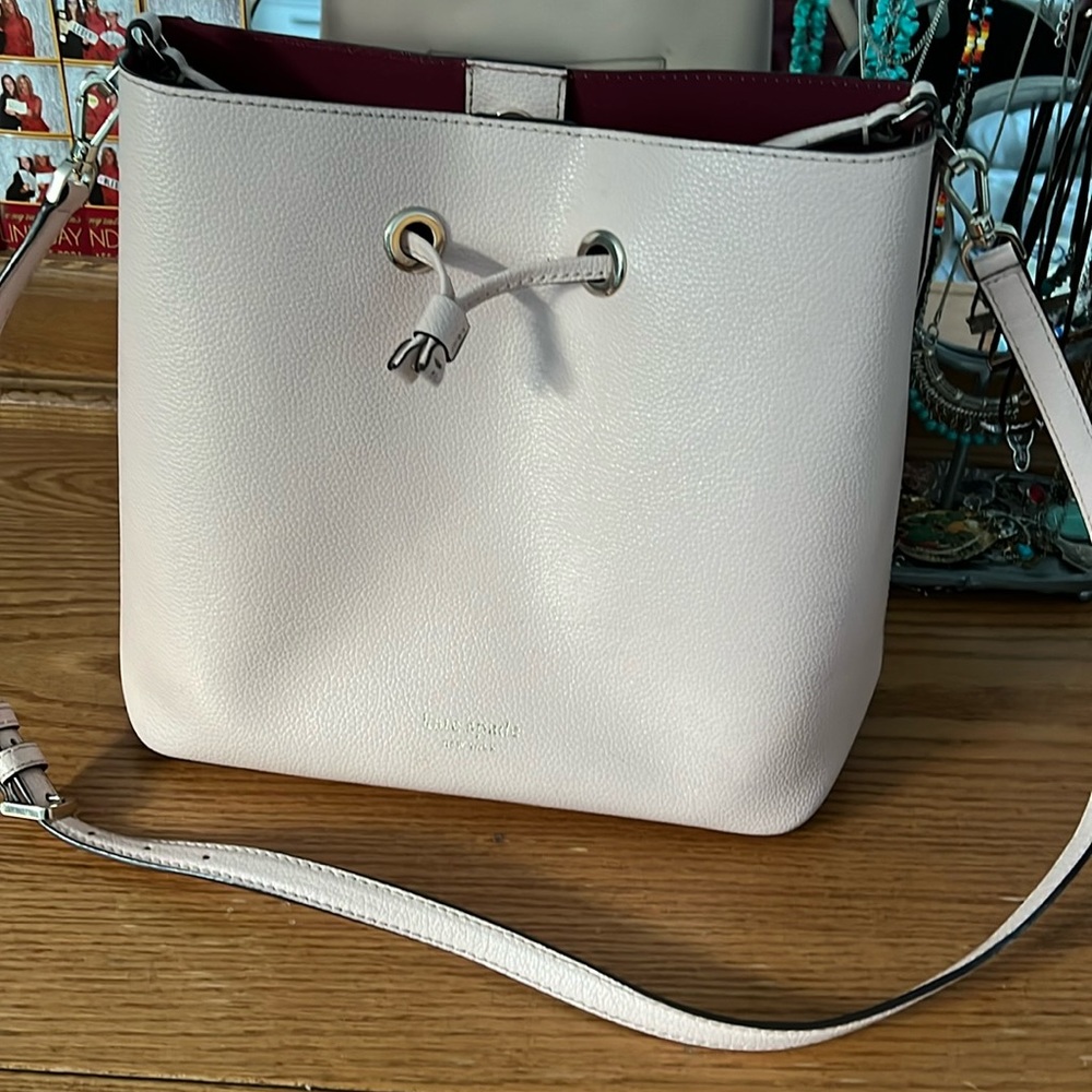 Kate spade bucket style crossbody